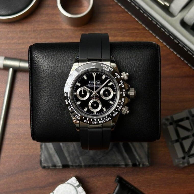 Seitona Black Rubber